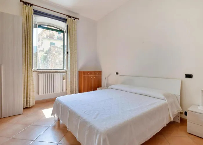 Stunning In With Kitchen * Camogli