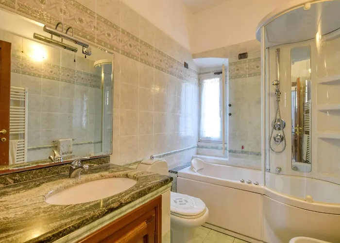 Stunning In With Kitchen * Camogli