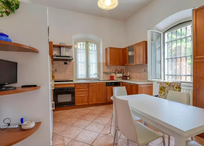 Stunning In With Kitchen * Camogli