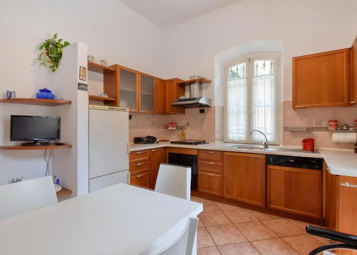 度假居 Stunning In With Kitchen